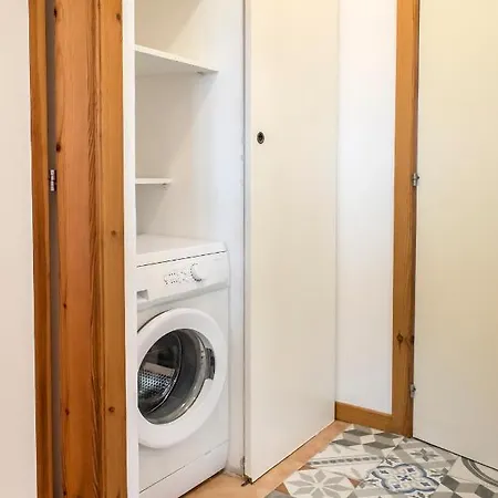 M126 - Marcelli, Trilocale Fronte Mare In Con Piscina * Marcelli